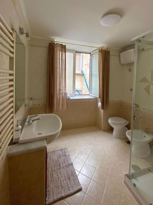 Concordia House * Naples