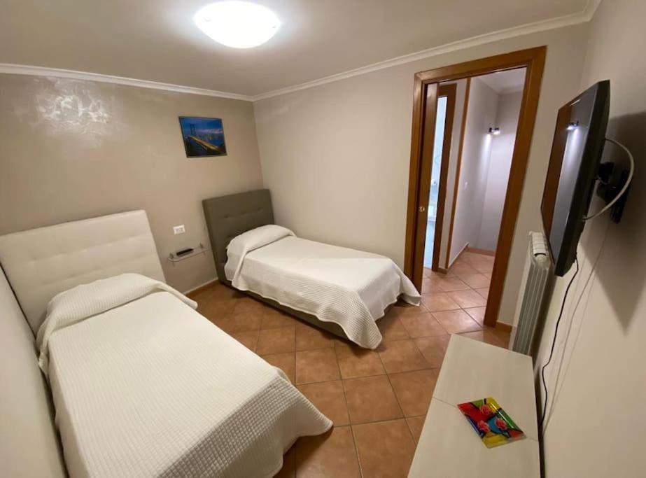 Concordia House * Naples